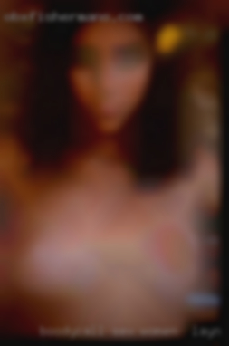 Boodycall sex with girls fucking women in Layton, UT.